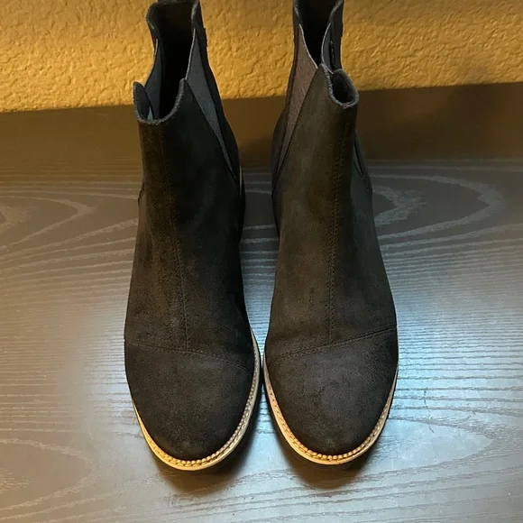 Toms Black Ankle Booties - Picture 2 of 6